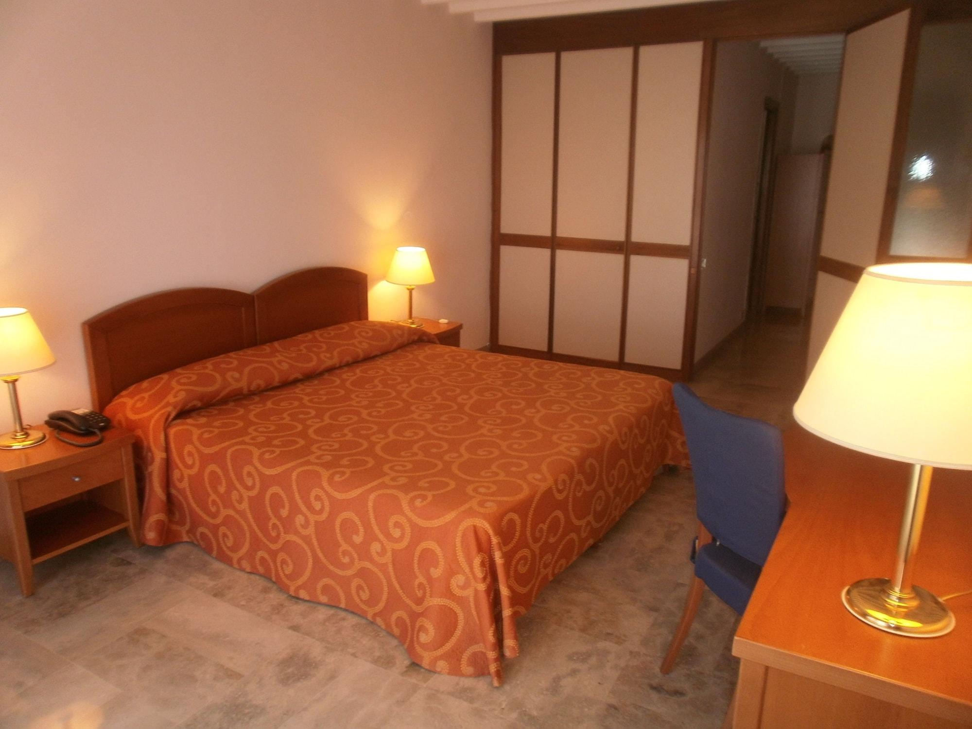 Residenze Garden Aparthotel Rome Bagian luar foto