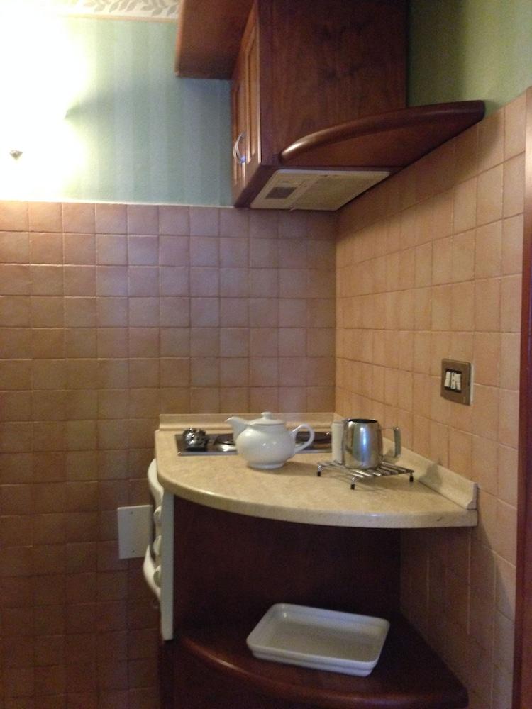 Residenze Garden Aparthotel Rome Bagian luar foto